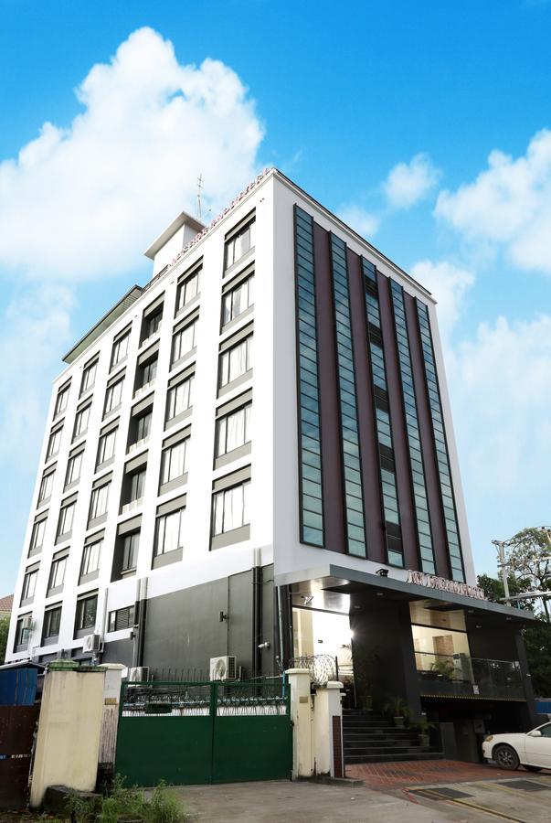 My Dream Hotel Янгон Экстерьер фото