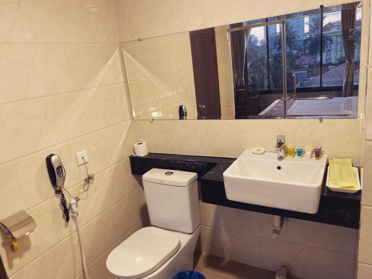 My Dream Hotel Янгон Экстерьер фото